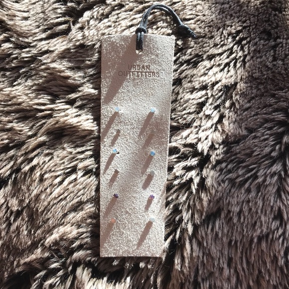 Urban Outfitters Jewelry - Urban Outfitters Earrings